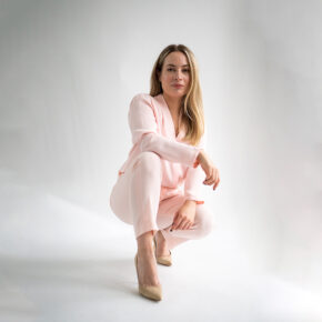 All Pink Girl Boss Outfit From Aritzia | The Pink Powersuit
